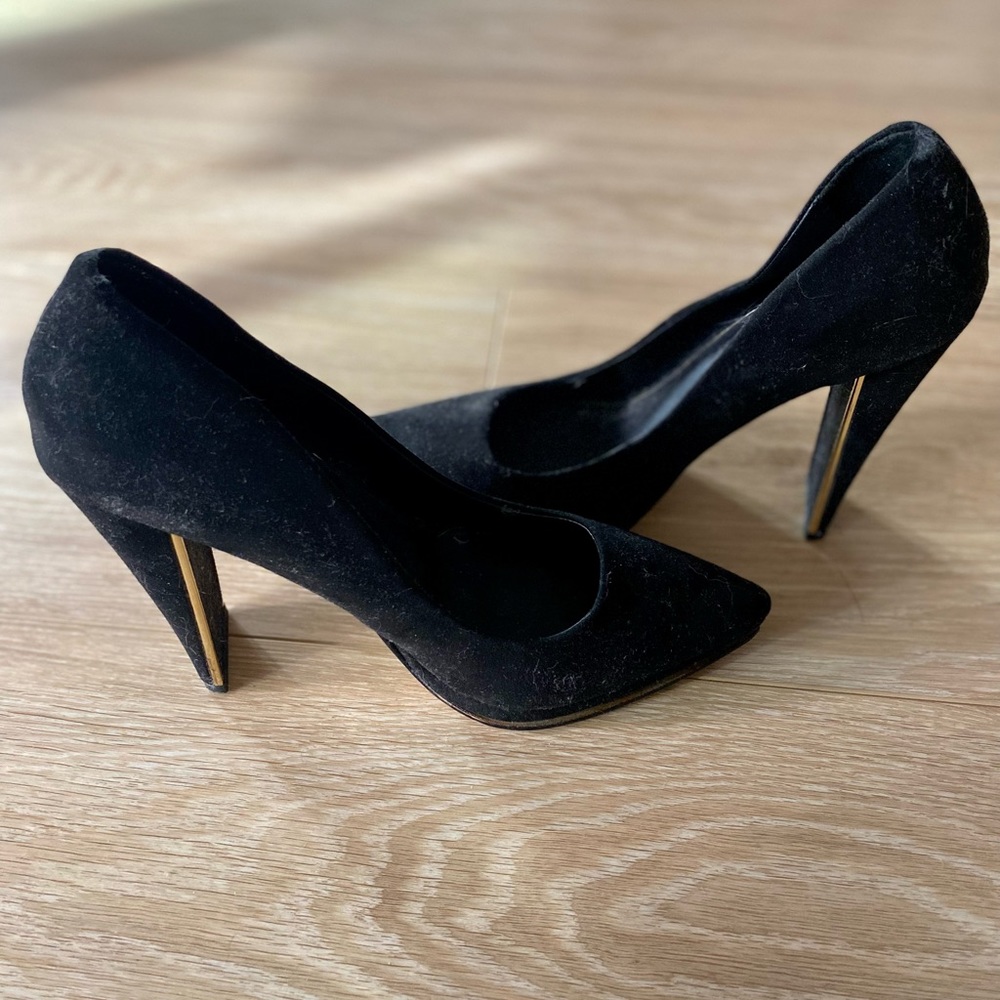 Prima Donna Black Velvet Pumps